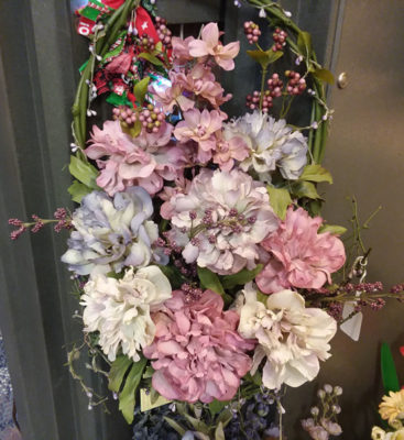 floral arrangements and wreaths by jane Oakes at Peacham Corner Guild